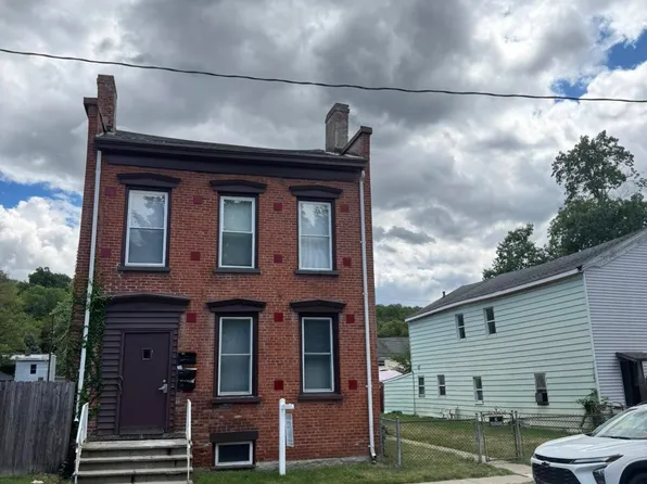 670 5th Avenue, Troy, NY 12182