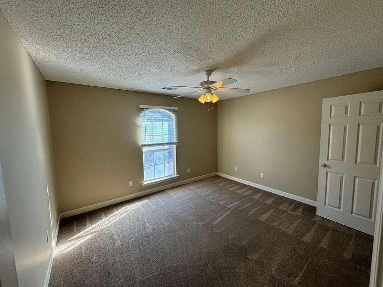 15 Pinnacle Valley Rd — Photo 13