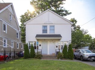 12-14 Sylvan St, Springfield, MA 01108