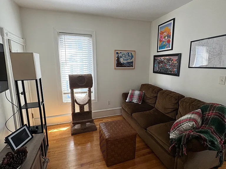 1102 18th Ave NE #2 — Photo 13