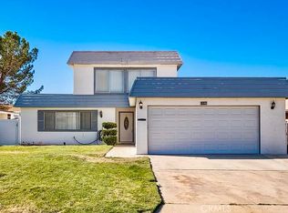 13160 Riverview Dr, Victorville, CA 92395