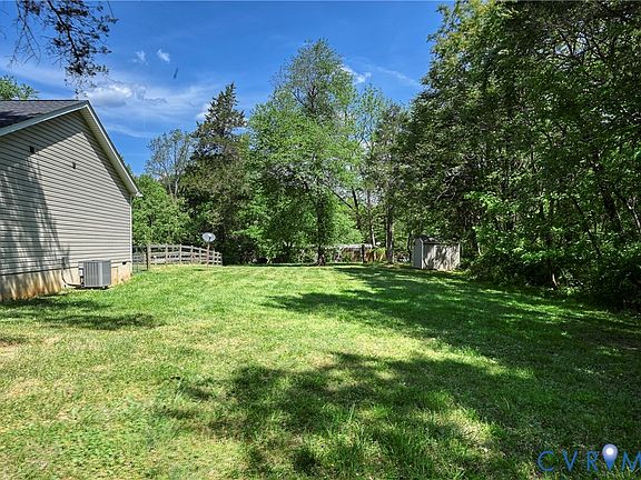 5th image of 123 Jacoby Rd