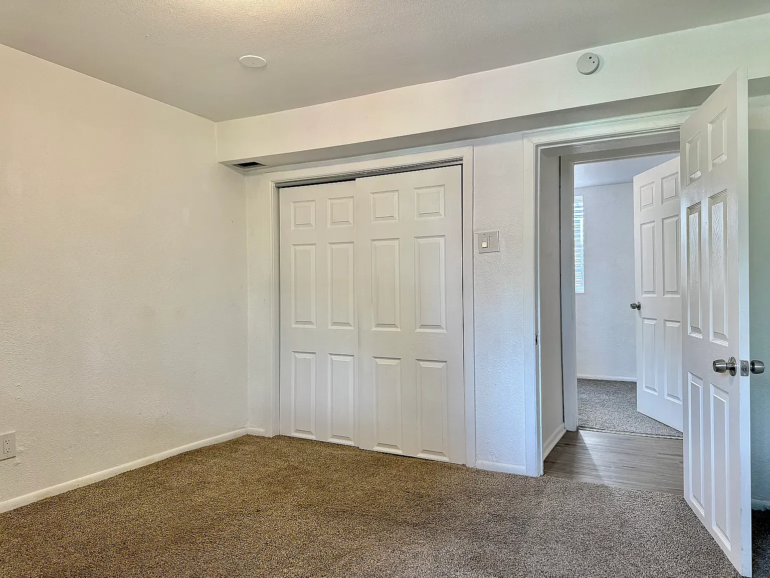 2 bed, 850 sqft, $1,650 — Photo 4
