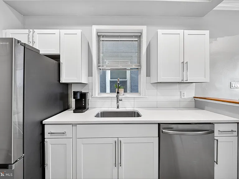 7 E Fort Ave — Photo 21
