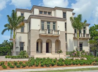 92 Gulf Shore Blvd S, Naples, FL 34102