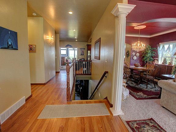 3rd image of 2439 Sterling Heights Dr
