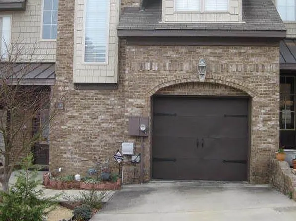 667 Flag Cir, Birmingham, AL 35226