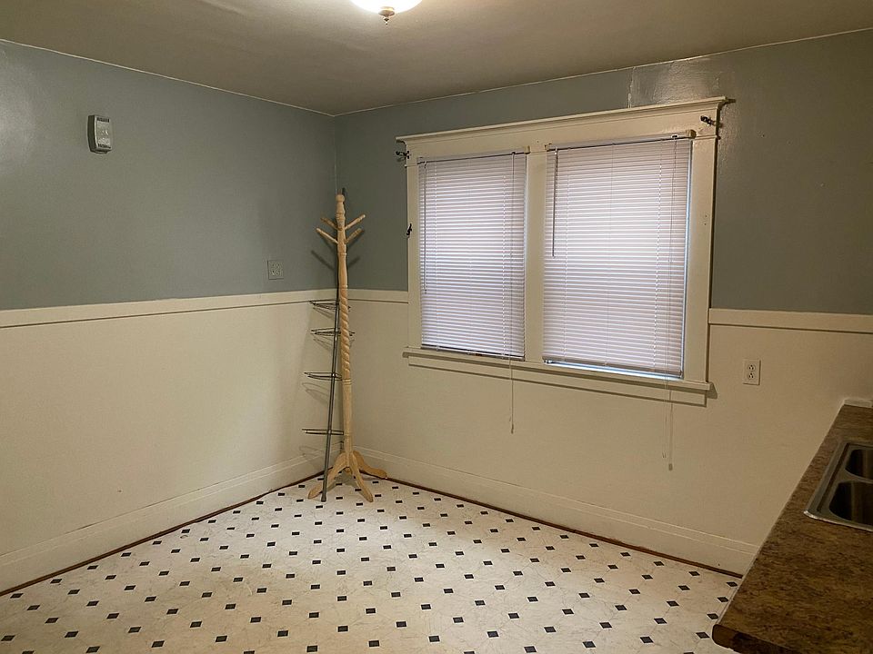 1st image of 1371 Kensington Ave