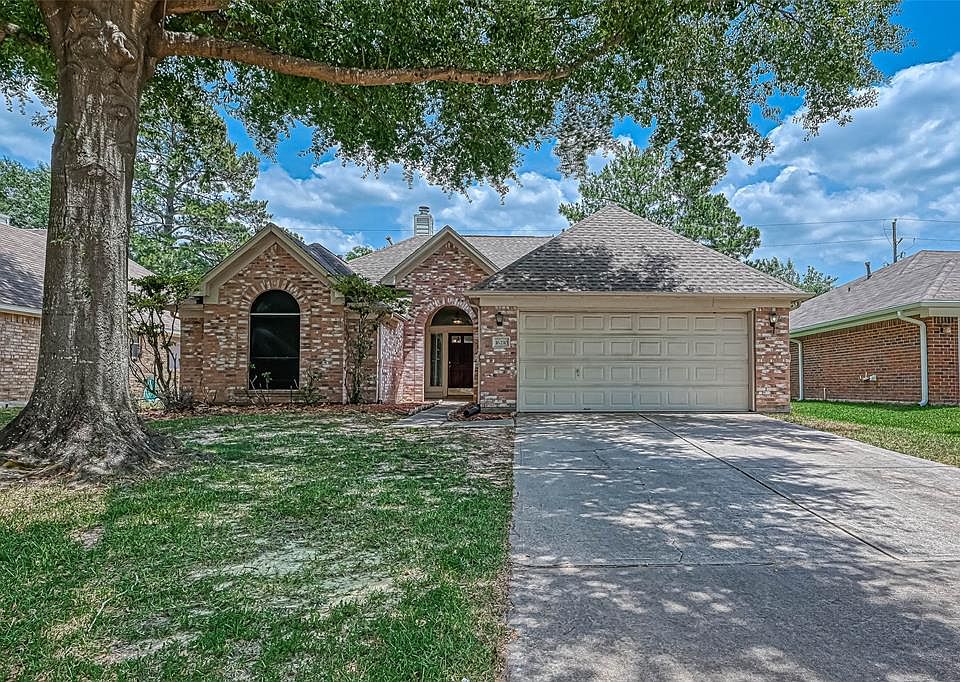 1st image of 16210 Emberwood Dr