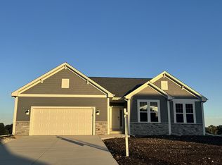 431 Kiddle Ln, Union Grove, WI 53182