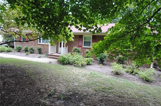 2nd image of 13540 Nile Rd