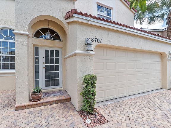 3rd image of 8701 NW 6th Court