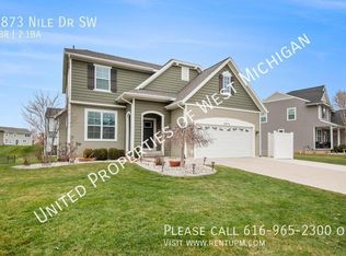 5873 Nile Dr SW, Wyoming, MI 49418