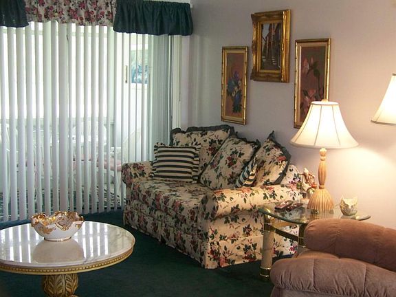 4th image of 2781 Emory Dr W APT H