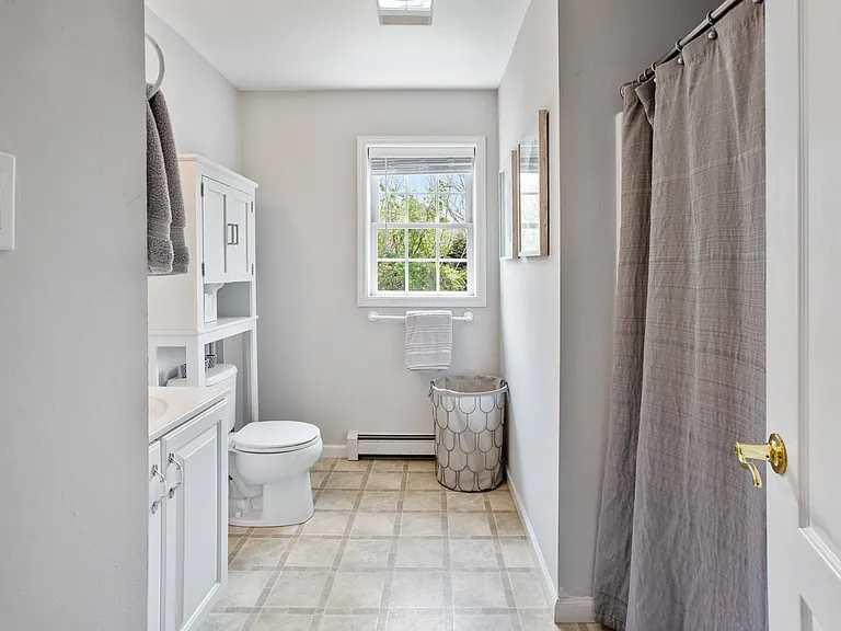 10 Austin Rd — Photo 12