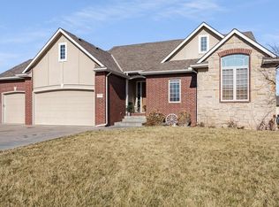 1258 N Forestview Ct, Wichita, KS 67235