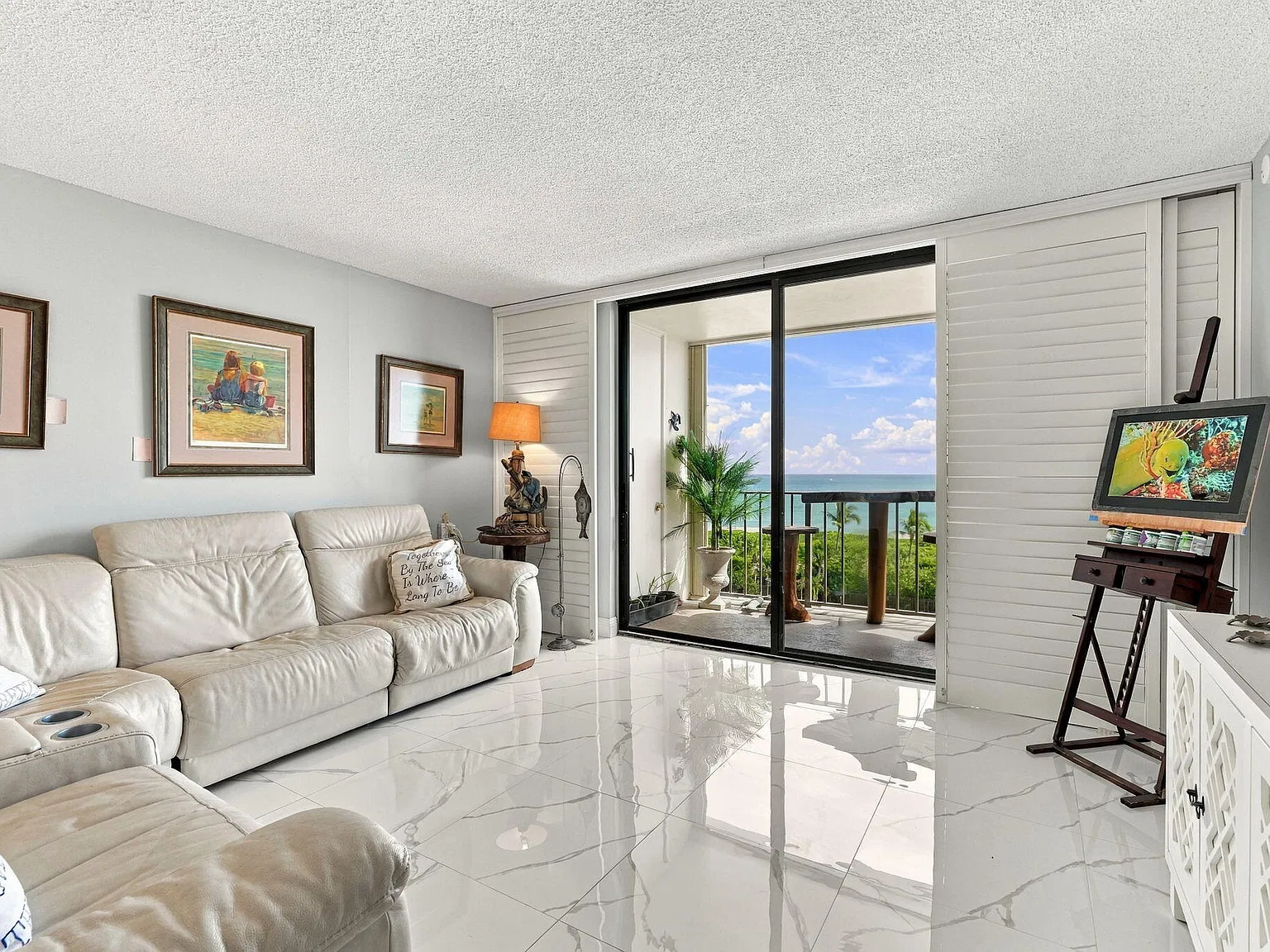 Atrium Condominium — Photo 3