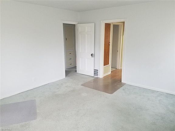 2nd image of 1123 W 29th St