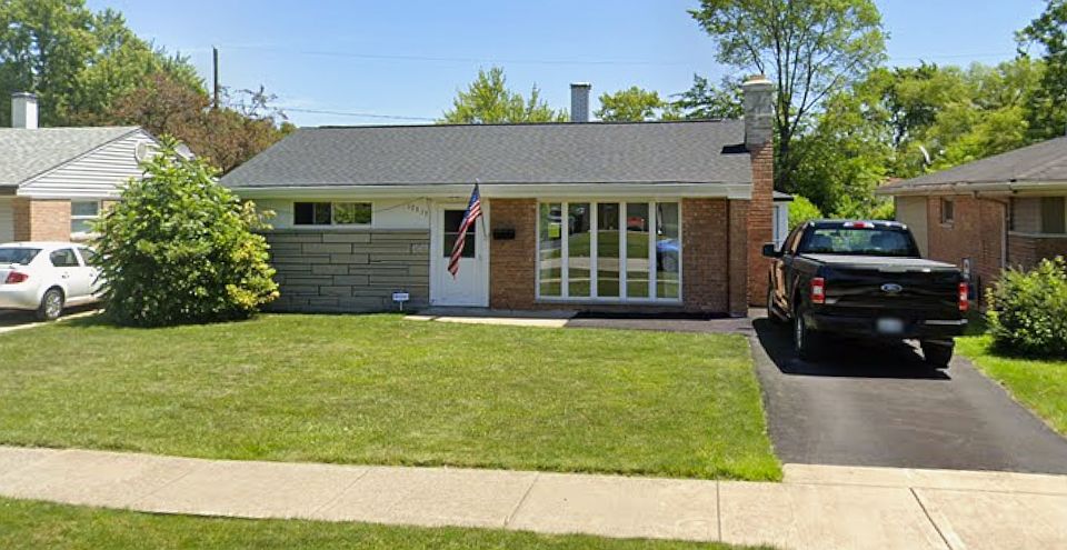 1st image of 17313 Lorenz Ave