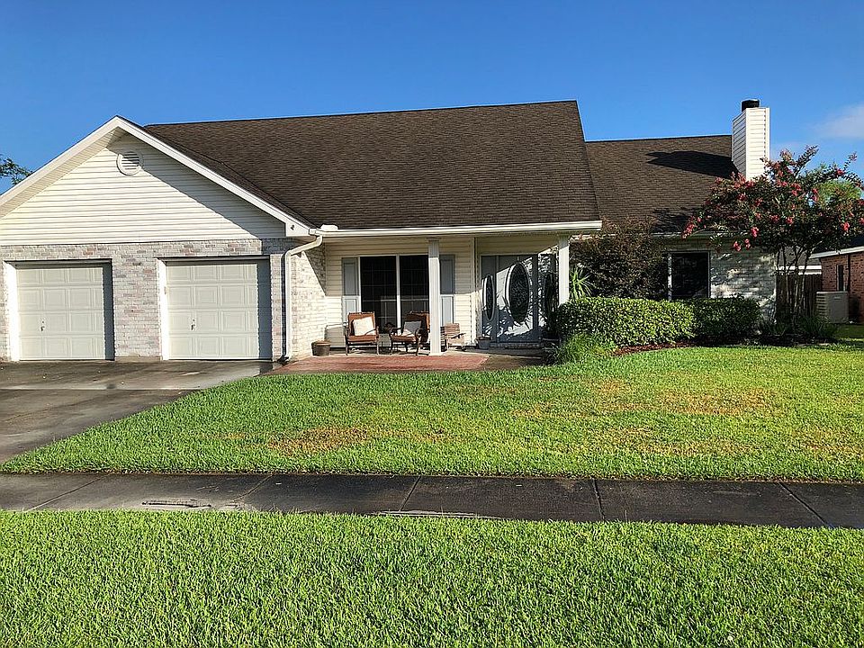 1st image of 504 Shadowlawn Dr