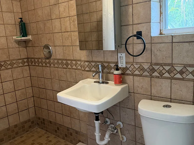 4272 Scott Ave #A — Photo 9