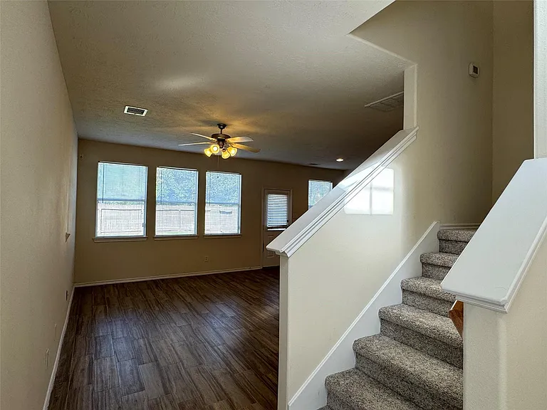 11515 Jacinth Ct — Photo 5