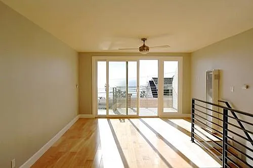 645 Glenneyre St #A — Photo 6