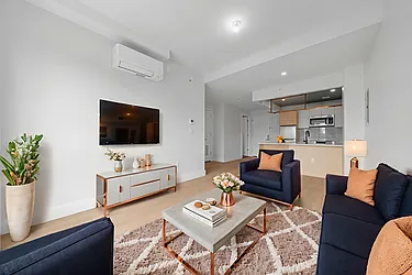 77-63 Vleigh Place