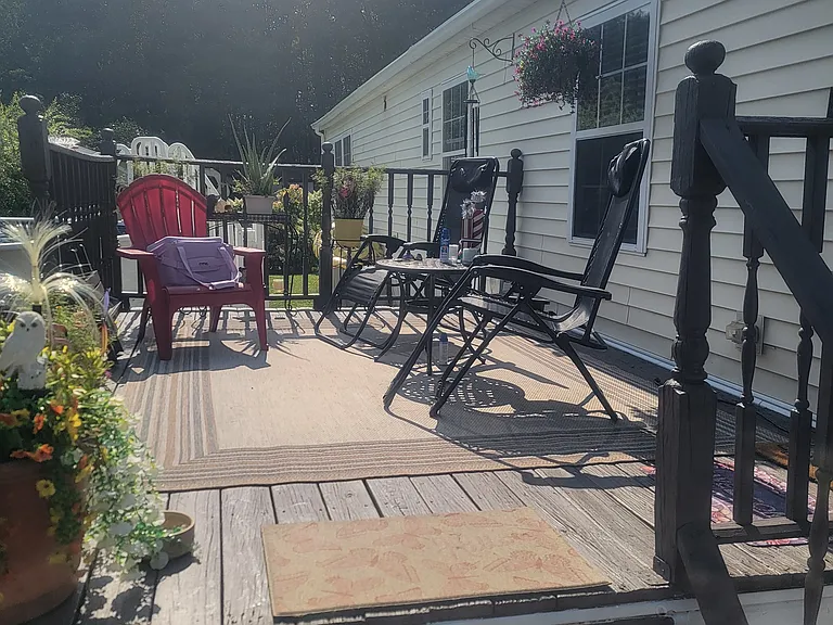 34 Lakeside Dr — Photo 9