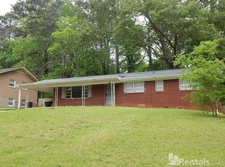 2705 Westchester Dr, East Pt, GA 30344