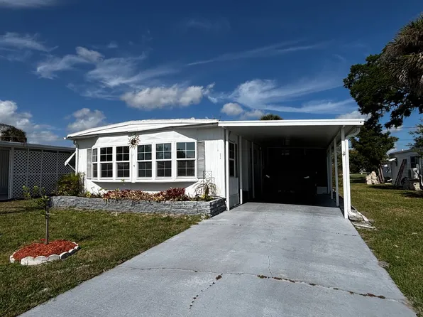 5620 Finley Dr, Port Orange, FL 32127
