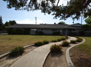 701 S Del Norte Ave, Kerman, CA 93630