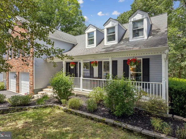 764 Fawnelm Rd, Severn, MD 21144