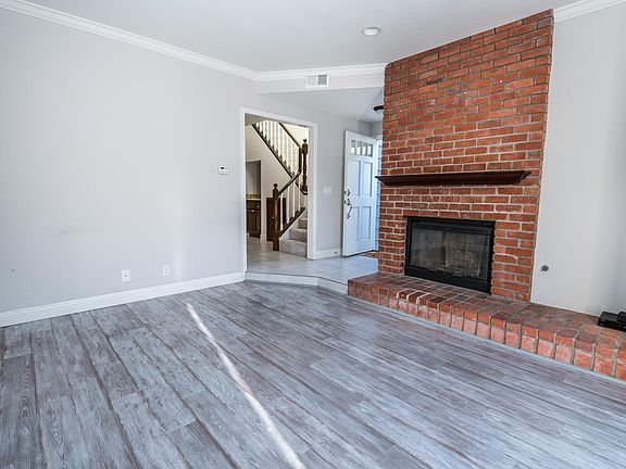 4th image of 122 27th St