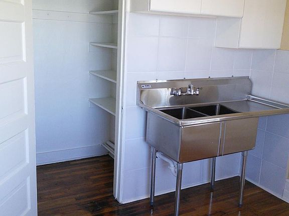 2nd image of 1509 N Campbell St APT 2