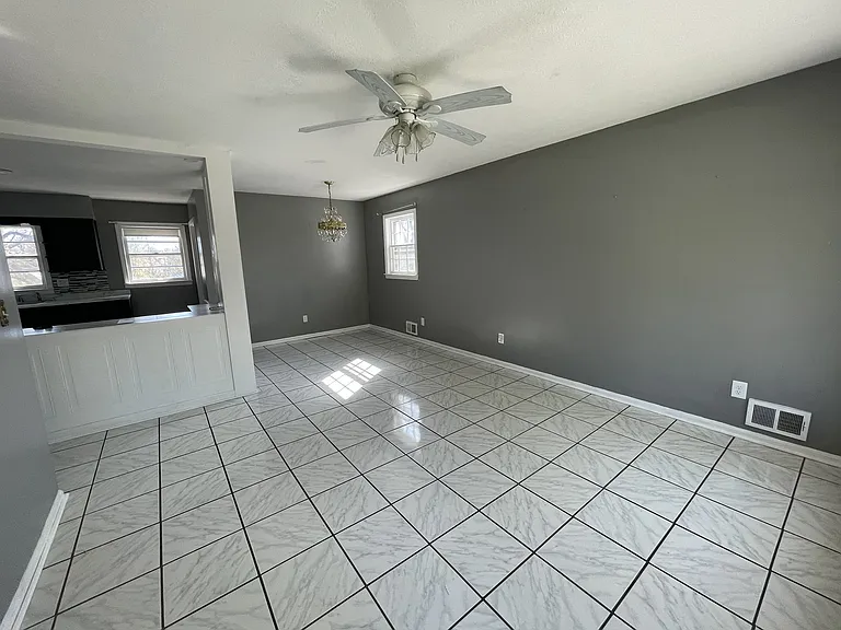 5710 Whispering Hills Blvd — Photo 3
