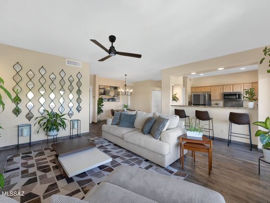 655 W Vistoso Highlands Dr APT 242, Tucson, AZ 85755