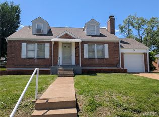 9133 Overton Dr, Saint Louis, MO 63123