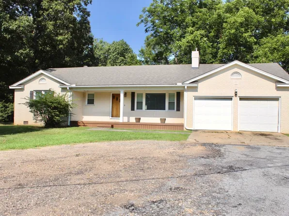 1520 W North St, Piggott, AR 72454