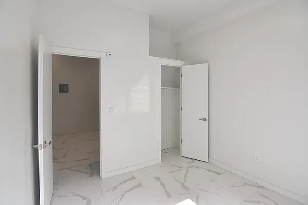 Rented by The Agency | media 5