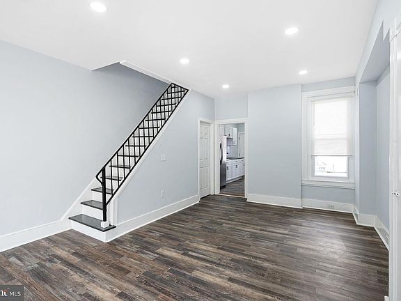 5th image of 725 W Lafayette St