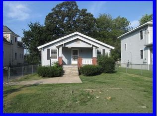 1865 N Douglas Ave, Springfield, MO 65803