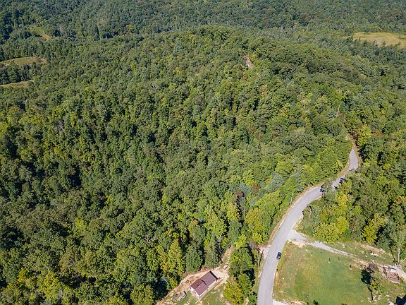5th image of Bitter Creek Hts