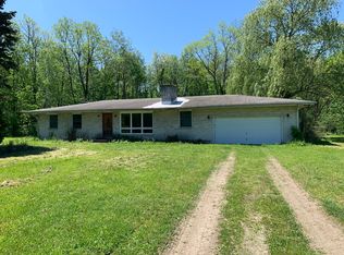 2104 Clark Rd, Erie, PA 16510