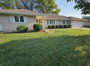 304 Lorain St, Seneca, KS 66538