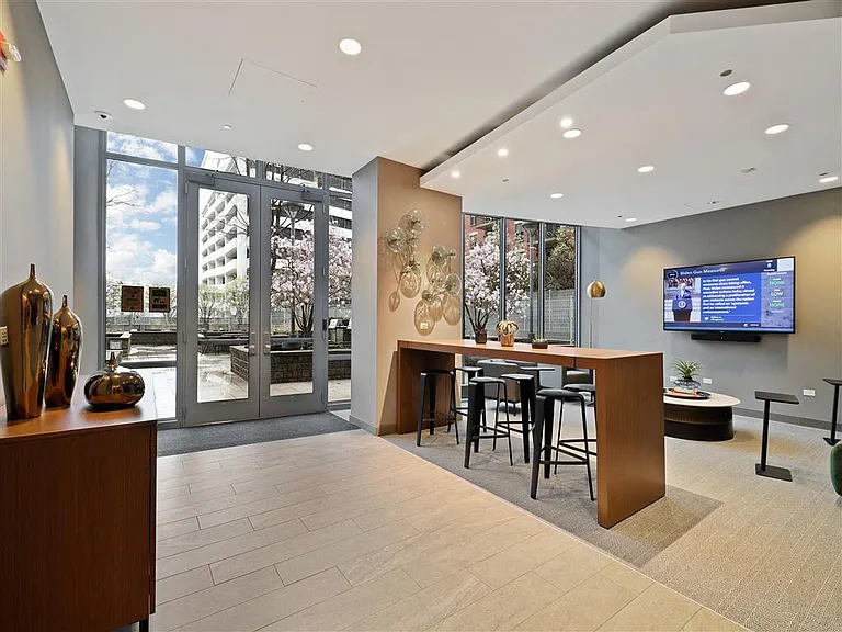 SKY55 — Photo 14