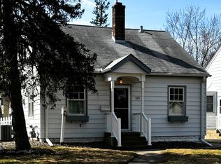 1623 Dunlap St N, Saint Paul, MN 55108