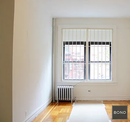 Rented by Bond New York | media 34