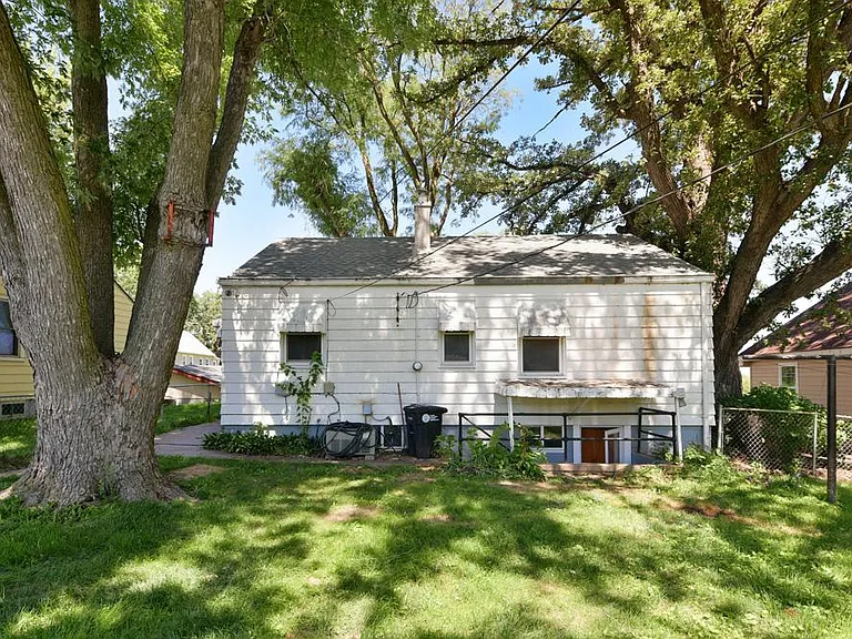 1317 Washington St — Photo 23