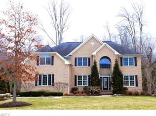 39460 Patterson Ln, Solon, OH 44139